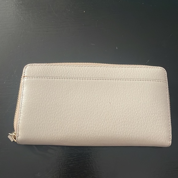 Light gray Kate spade wallet. Used one week. - Picture 2 of 5
